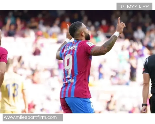 古利特直言佩德里拉拽维尼修斯应判红牌此举严重影响比赛公正性 古利特直言佩德里拉拽维尼修斯应判红牌此举严重影响比赛公正性