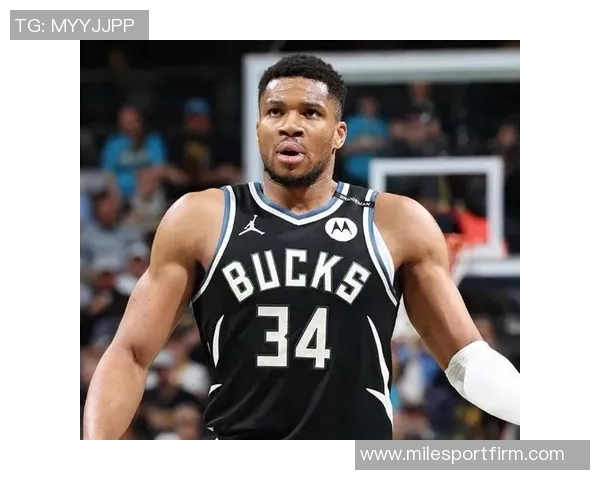 字母哥坦言交易诱惑难挡但誓言保持职业操守与新赛季展望未来