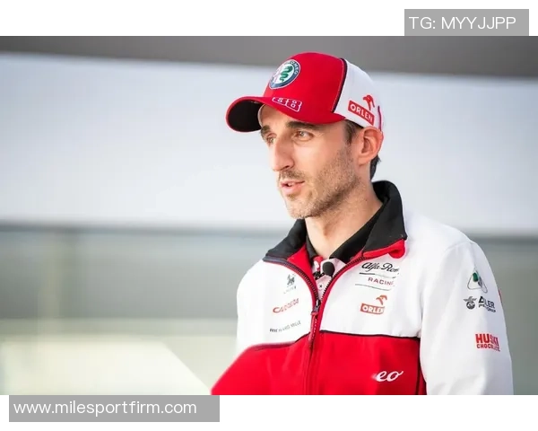 米体报道罗马中场科内脚踝状况良好明天将进行进一步检查确认